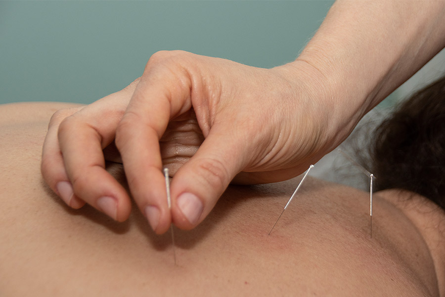 Centro de terapias naturales y belleza natural en Reus – Centro de naturopatía especializado en Quiromasaje - Reiki - Masajes - Yoga - Auriculoterapia - Reflexología Podal - Drenaje Linfático - Acupuntura - Sonoterapia - Estética Natural Holística - Flores de Bach - Especialista en ciática y tendinitis - Quantum