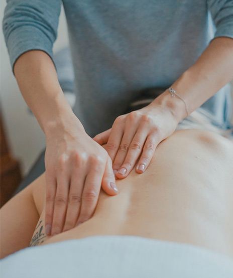 Centro de terapias naturales y belleza natural en Reus – Centro de naturopatía especializado en Quiromasaje - Reiki - Masajes - Yoga - Auriculoterapia - Reflexología Podal - Drenaje Linfático - Acupuntura - Sonoterapia - Estética Natural Holística - Flores de Bach - Especialista en ciática y tendinitis - Quantum